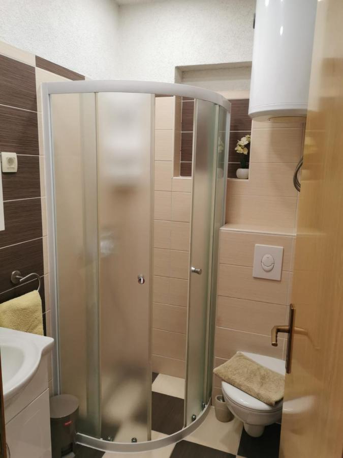 Apartman Ante Брела Екстериор снимка
