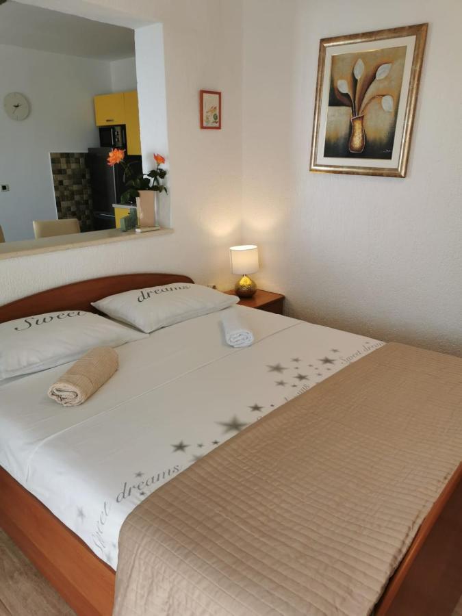 Apartman Ante Брела Екстериор снимка
